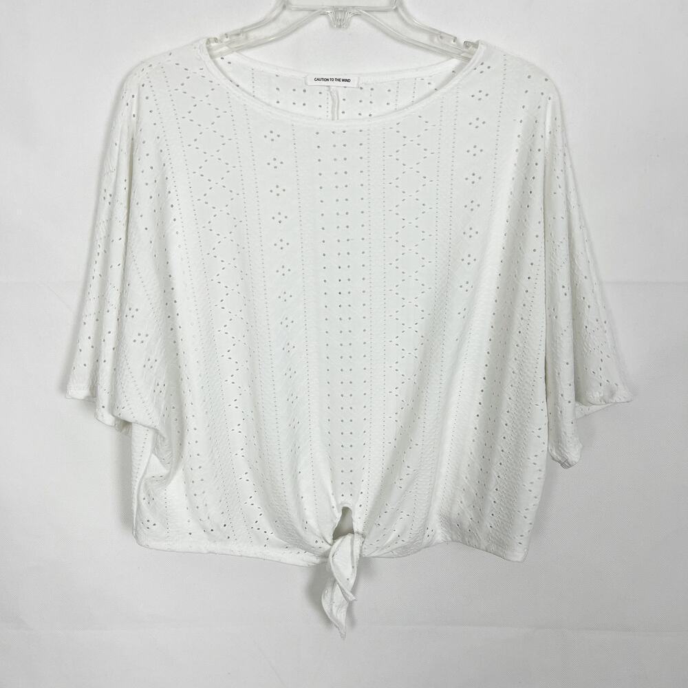Caution To The Wind White Eyelet Dolman Sleeve Cropped Top Size M